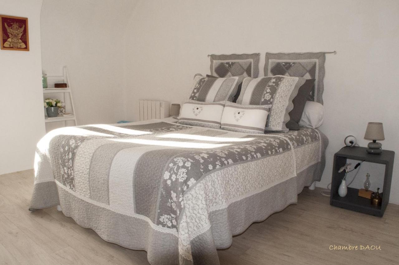 Ty Daou Gwez Bed & Breakfast Irodouer Dış mekan fotoğraf