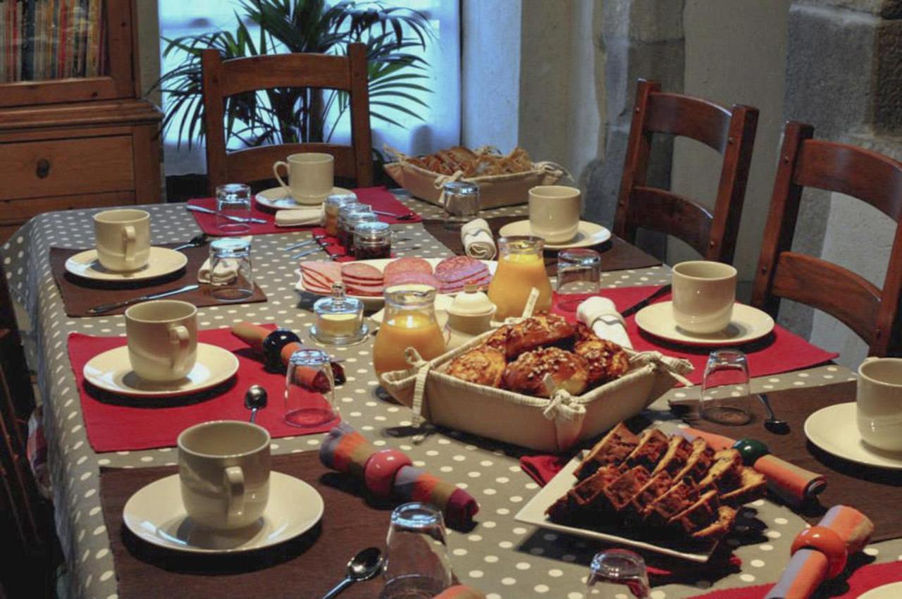 Ty Daou Gwez Bed & Breakfast Irodouer Dış mekan fotoğraf